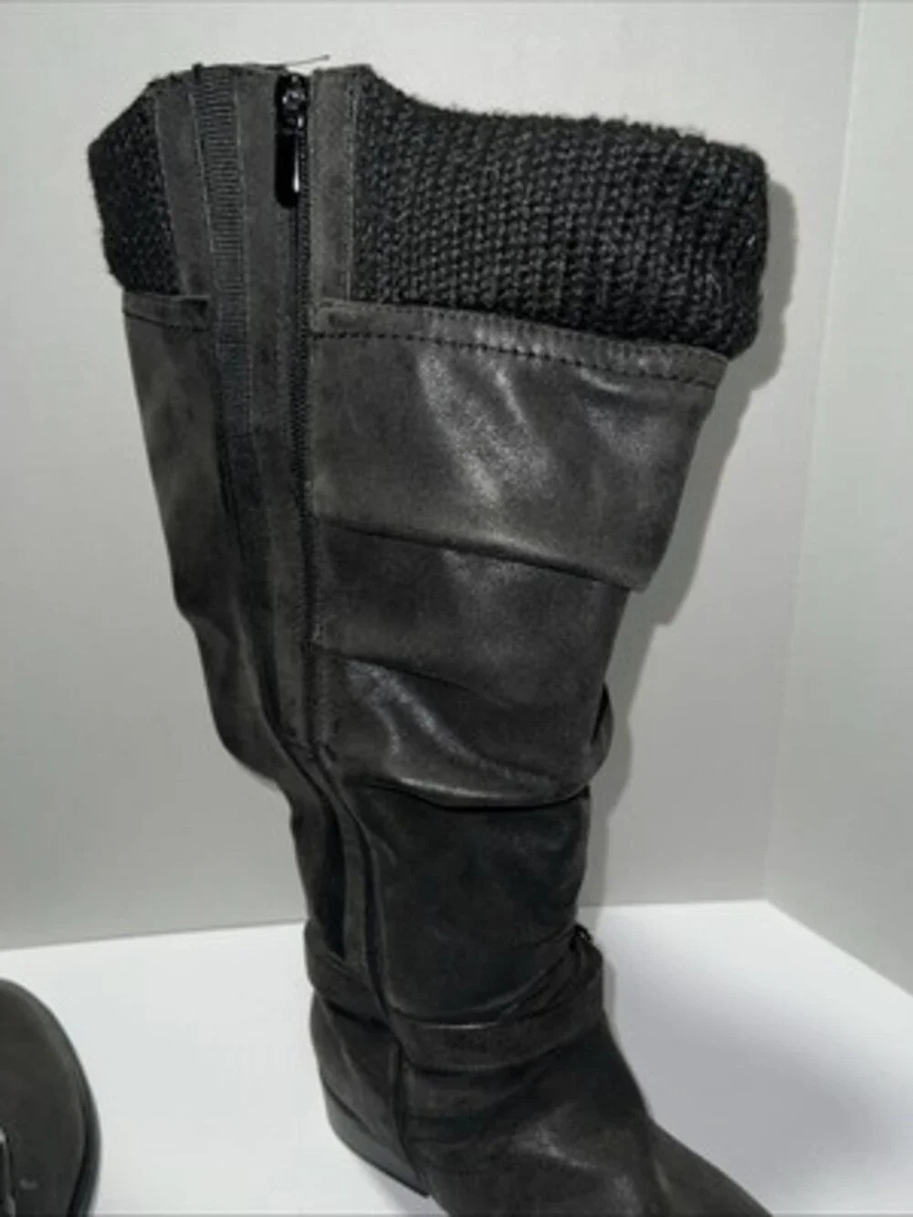 Torrid High Knee Boots 9.5 WW Calf Black Fuex Suede Outsole W/ Leather Flocking